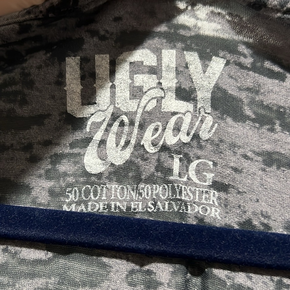 Coyote Ugly Graphic Fitted Gray Short Sleeve T-Shirt size L - Picture 3 of 4